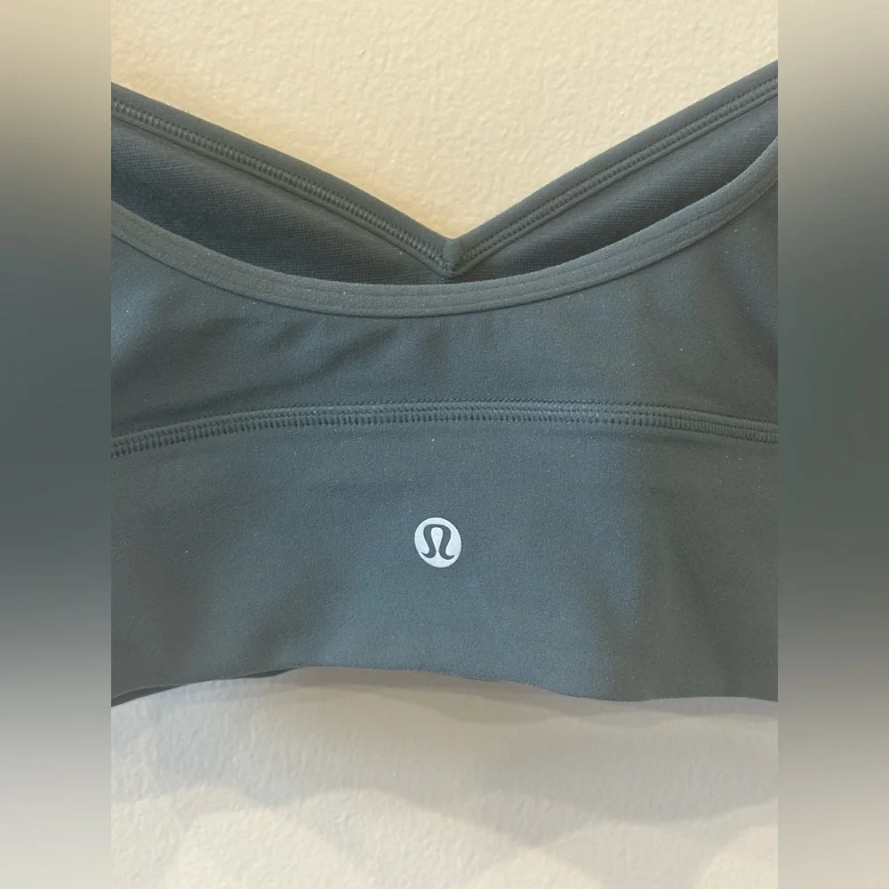 Lululemon Like a Cloud Bra Olive Green Low Support Yoga Pilates Size 4